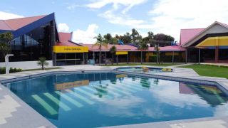 lugares para celebrar cumpleanos con piscina en cochabamba Azul Azul Complejo Turístico